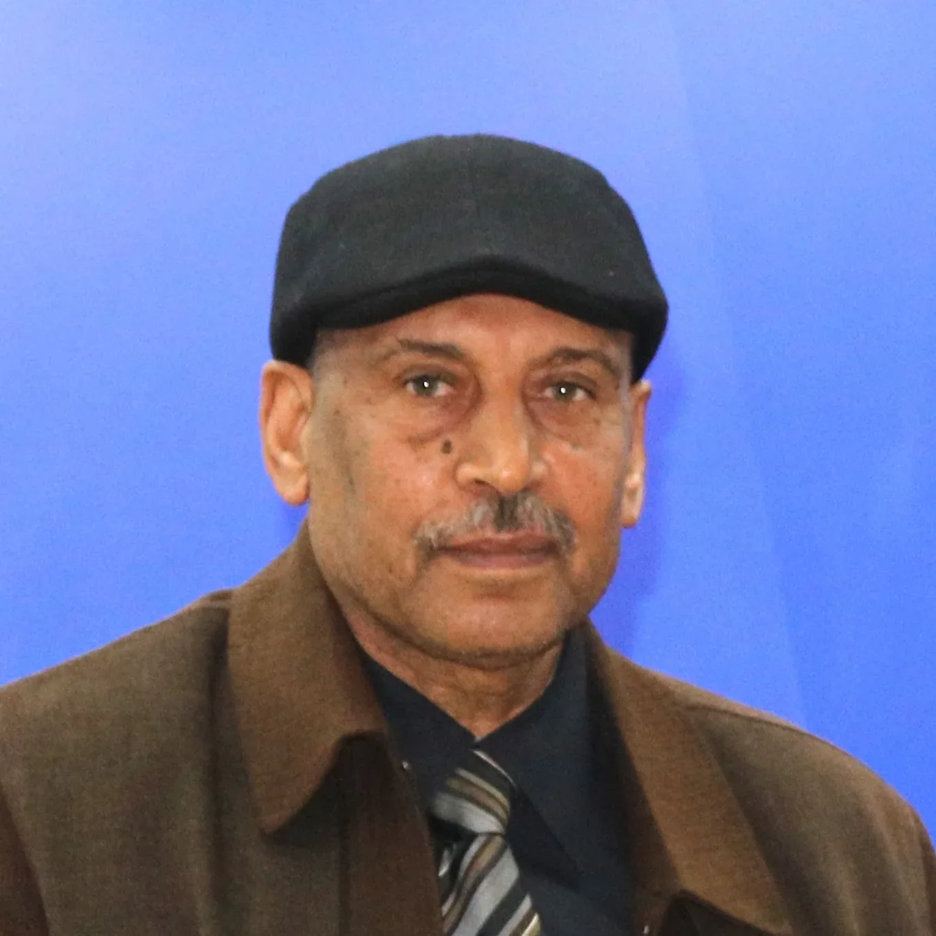 صورة رئيس الأكاديمية عبد العالي زكيني